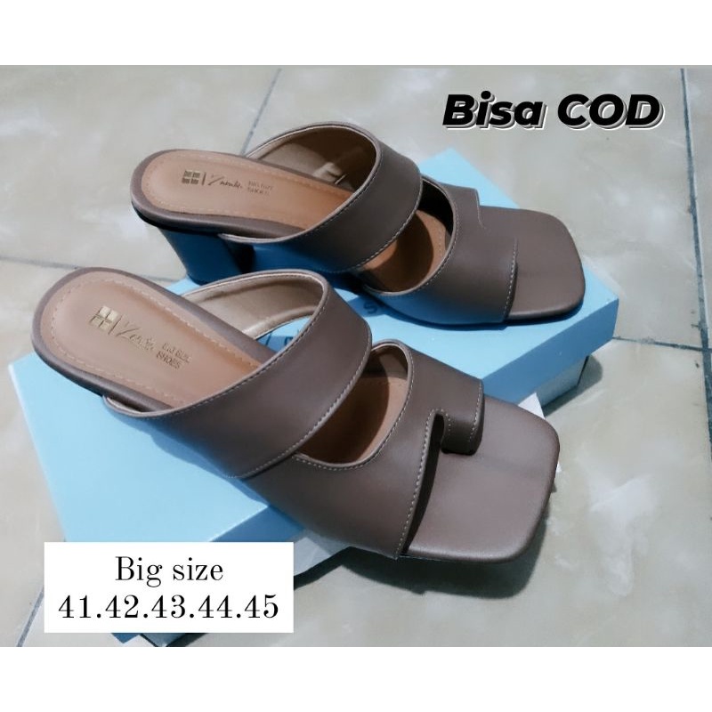 HIGHEELS Kulit Big Size Woman Super Besar 41.45 SLOP Jumbo Premium Cantik Hak7cm Sandal Hak Tinggi Pesta OVERSIZE Krem