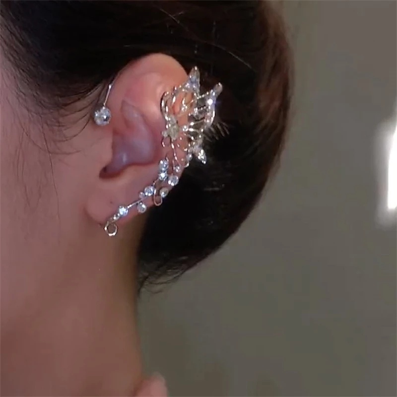 Anting Klip Tanpa Tindik Desain Kupu-Kupu Aksen Kristal Zircon Gaya Korea Untuk Wanita