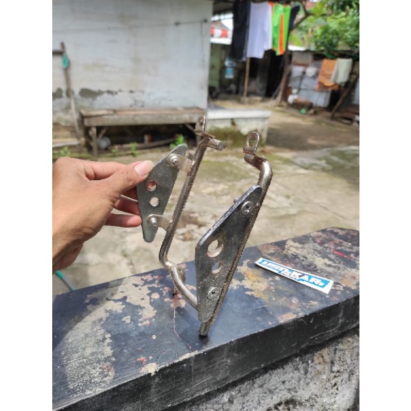 TRALIS DUDUKAN BRECKET BREKET PANGKON PANKON LAMPU DEPAN PNP T MP MEGAPRO PRIMUS TIGER