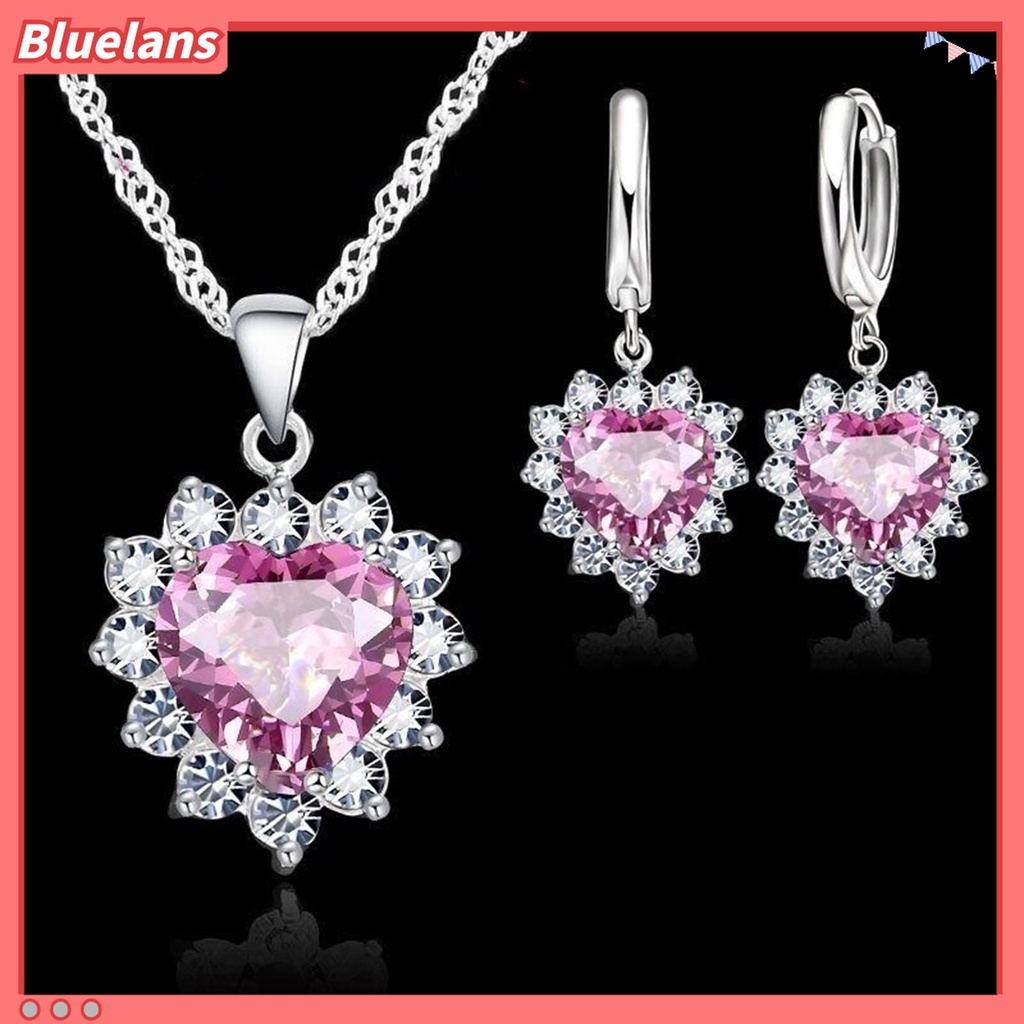 1 Set Kalung Dan Anting Menjuntai Bentuk Hati Bahan Alloy Gaya Modern Untuk Wanita