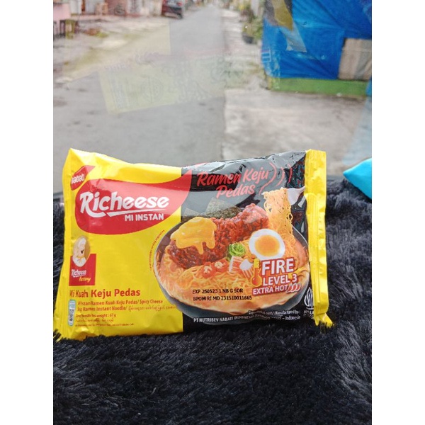 

Ramen Keju Pedas Level 3