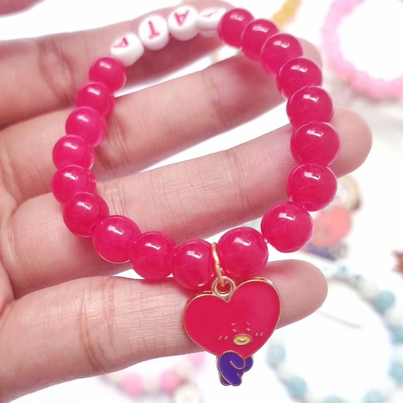 Gelang karakter BT21 bisa request pakai nama