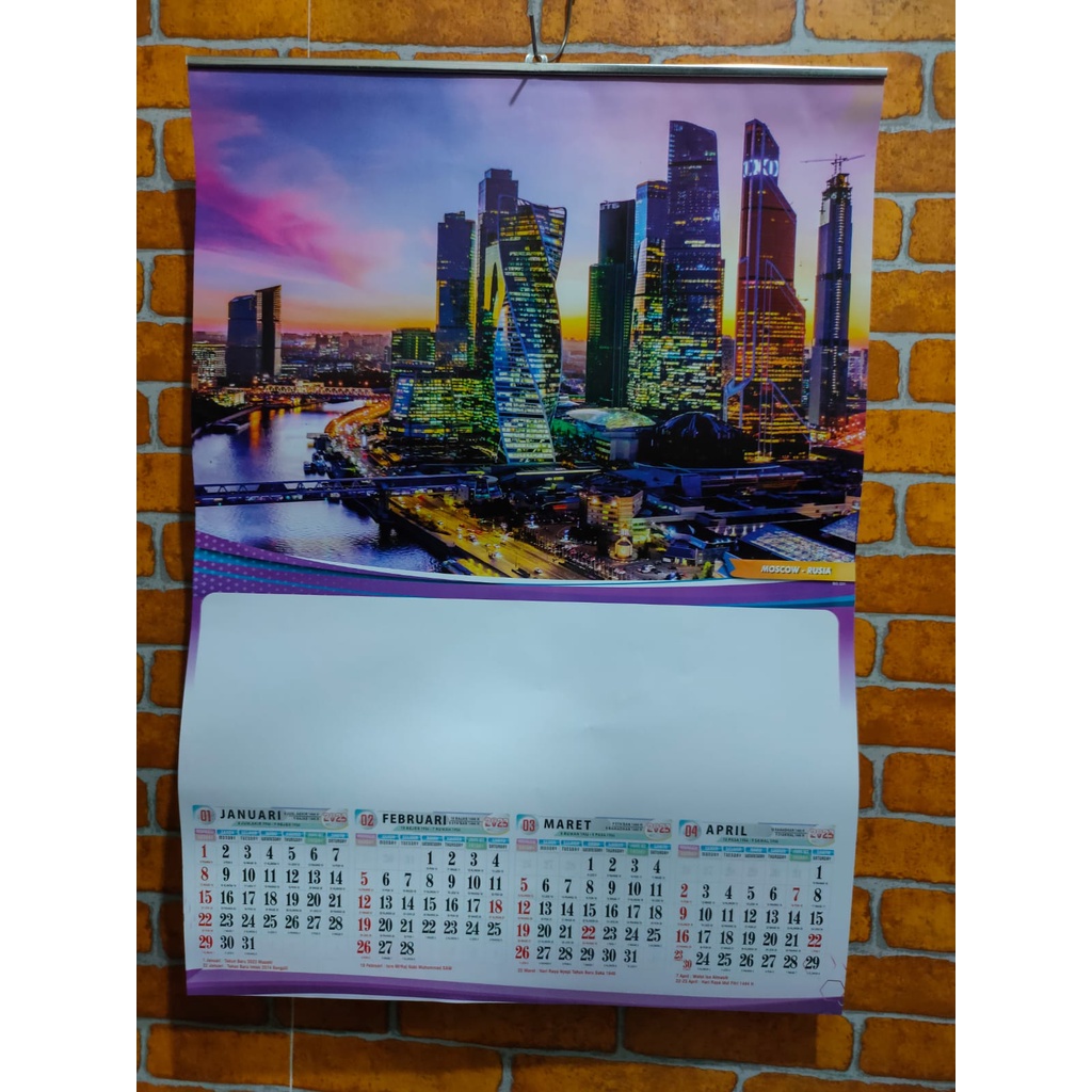 

Kalender dinding Caturwulan 2023 Pemandangan