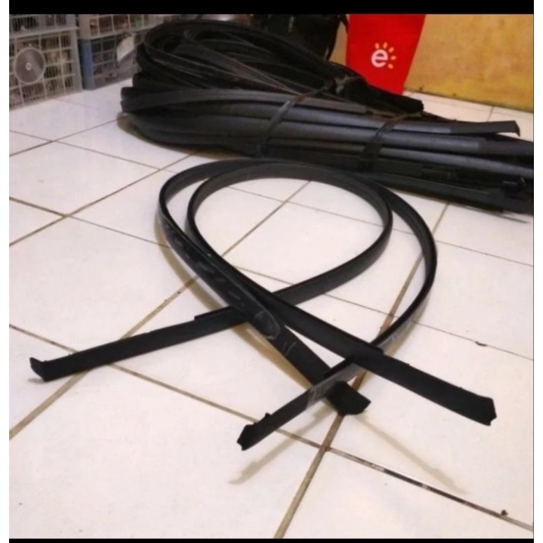 karet roof karet moulding karet atap mobil toyota agya ayla