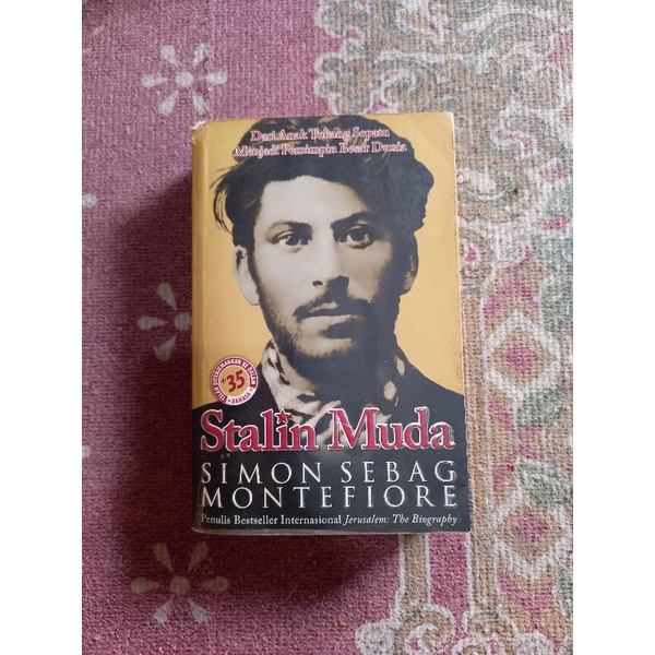 Stalin Muda Simon Sebag Montefiore