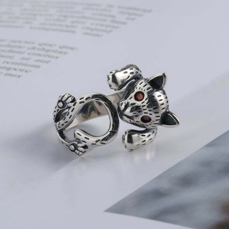 Cincin Model Terbuka Desain Mata Kucing Aksen Batu Merah Gaya Korea retro Untuk Wanita