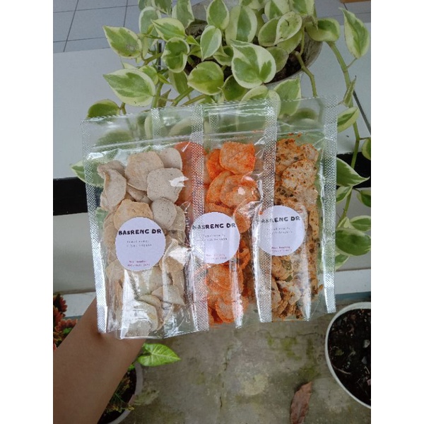 

BASRENG/BAKSO GORENG/BASRENG KEKINIAN/BASRENG ORIGINAL/BASRENG BALADO/BASRENG PEDAS ASIN DAUN JERUK POUCH BESAR