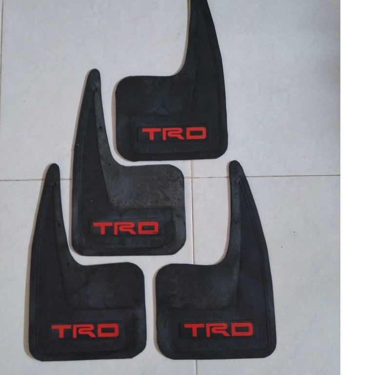 Karpet Lumpur TRD untuk Sedan sejenisnya  harga sepasang (2 pcs) cocok untuk jenis mobil kecil tebal kuat tahan lama bisa posisi depan atau belakangI