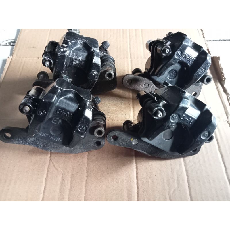 kaliper rem depan pala babi Honda beat fi esp karbu