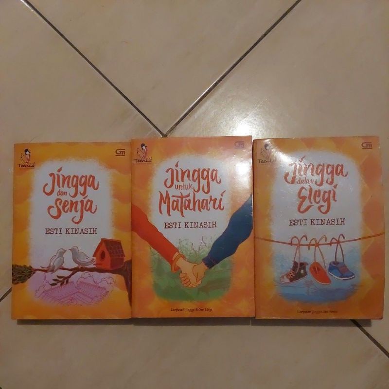 preloved buku jingga untuk matahari, jingga dan senja, jingga dalam elegi