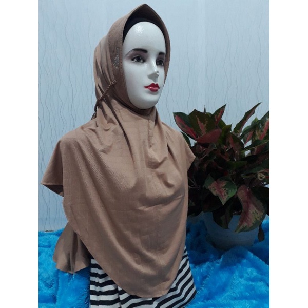 Hijab/Jilbab BERGO PED/SYIRIA/CALISTA ALINE Bhn Airis bergaris |termurah bs ecer| oshin grosir kudus