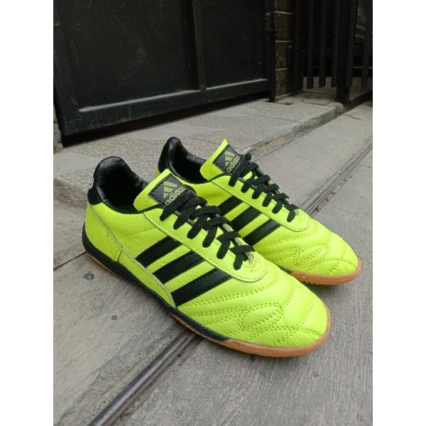 sepatu putsal /sport terlaris asli kulit sapi