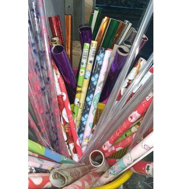 

KERTAS KADO/ BUNGKUS KADO/ PLASTIK BUNGKUS/ KERTAS PERAK/ KERTAS EMAS