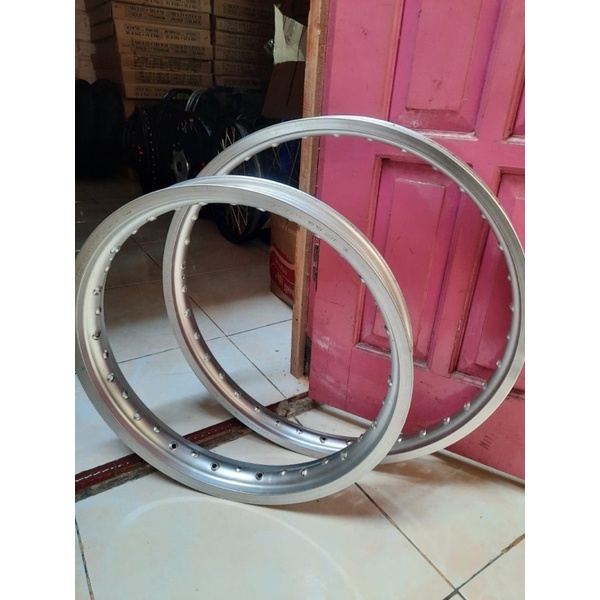 Jual Velg Original Yamaha WR 155 Silver Lingkar 18/21 | Shopee Indonesia