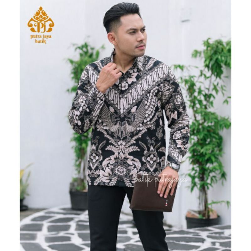 LUHUNG Batik Premium Solo Exclusive Furing SlimFit Modern Lengan Panjang Kemeja Pria BatikPutrajaya.id Casual Formal