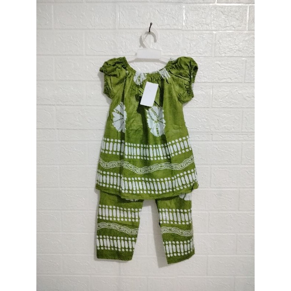 Setelan babydol anak usia 2.5-3.5THN