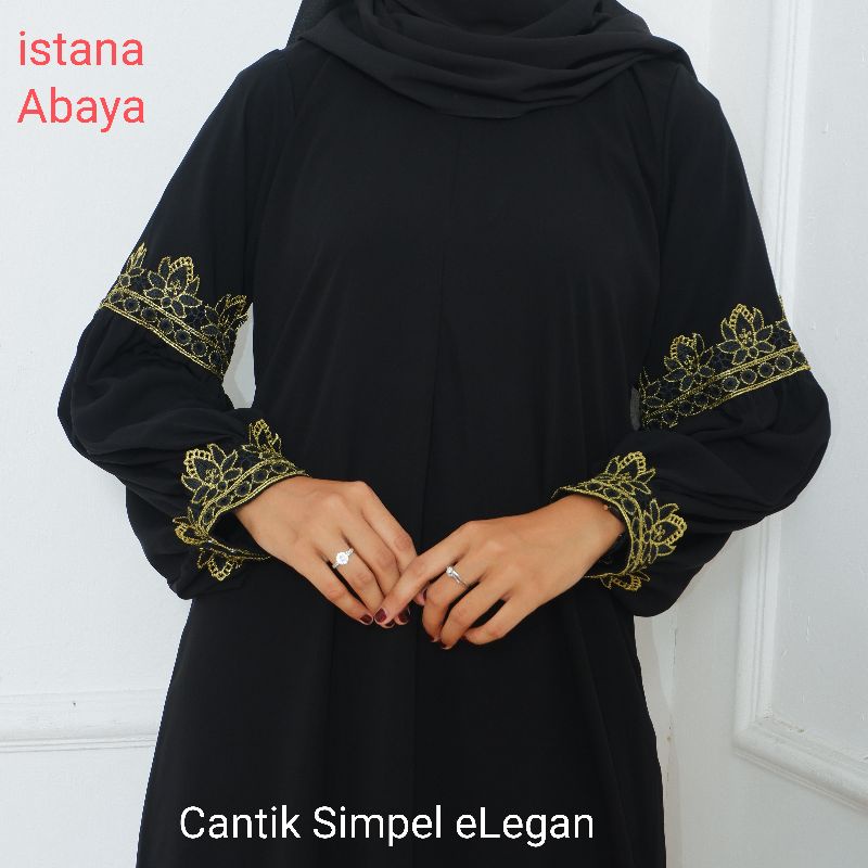 baru lagi abaya aplikas renda Syria elegan terbaru dari istana abaya Cantik &amp; mewah aksen lengan balon dg tgn kancing , CANTIK ka!