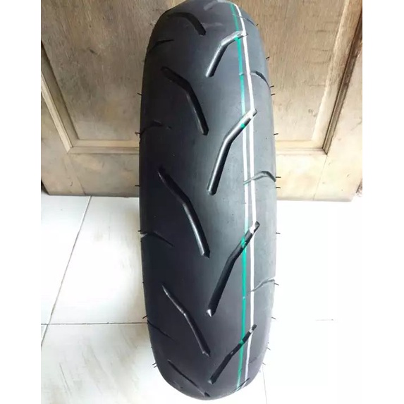 ban tubeless merek IRC ukuran 110/80-14 tubeless