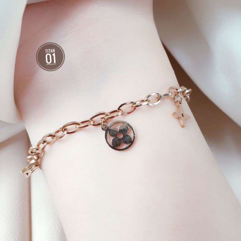 Gelang Tangan Rantai Fashion Perhiasan Titanium Motif Bunga Cantik Dan Simple N22102201