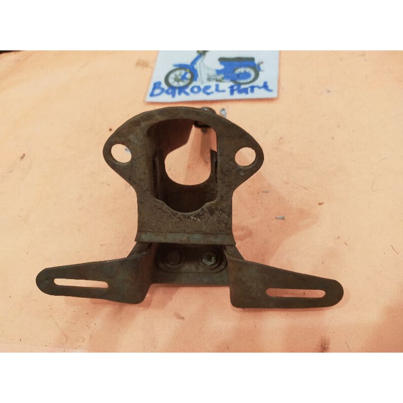 pangkon dudukan braket lampu stop belakang stoplamp yamaha DT100X DT 100X DT100 DT 100 pnp RS100 RS 