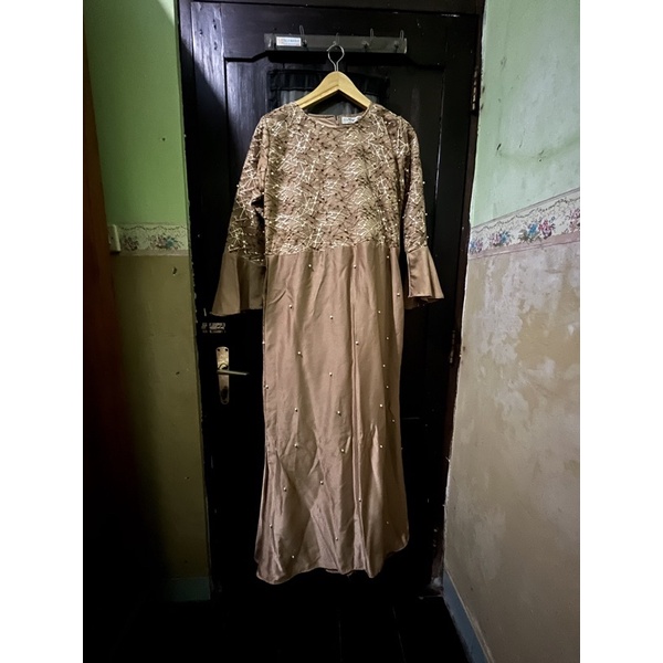 Preloved dress mayoutfit M