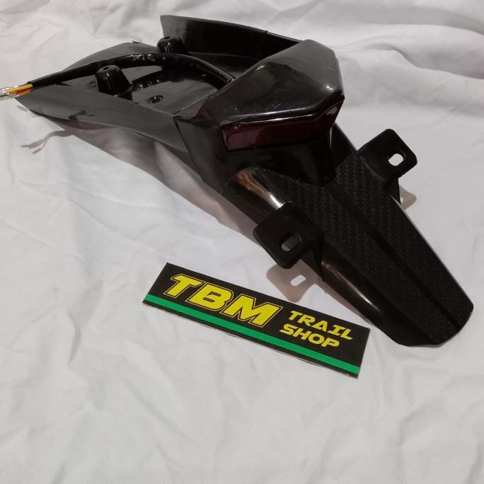 Ready stock] Stoplamp KLX 3 in 1 + dudukan plat Spakbor belakang KLX 150/Dtracker