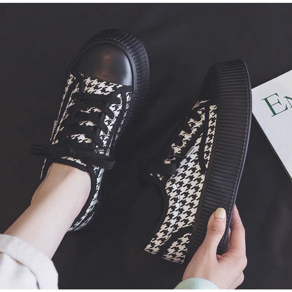 AVANCEID 1833 Sepatu Sneakers Wanita Canvas Kerja Sekolah Hitam Import