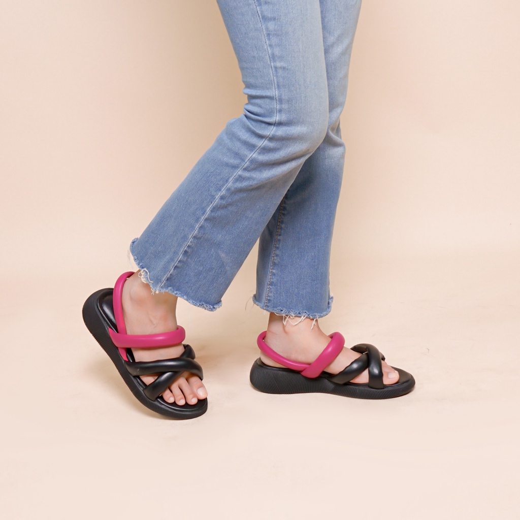 Adarastore -Lapepa VIVIAN Mix Color Sandal Wedges Kekinian Sendal Sepatu Model Tali Silang