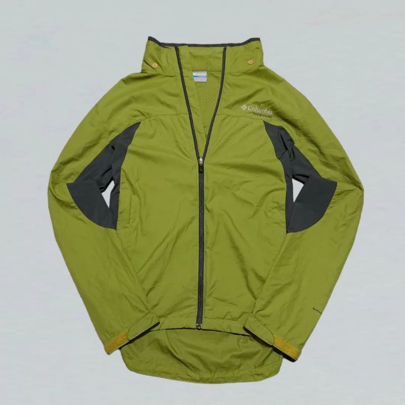 Jaket Outdoor Second - Columbia Titanium Lightweight Original Second - Jaket Gunung/Jaket Bekas/Jake