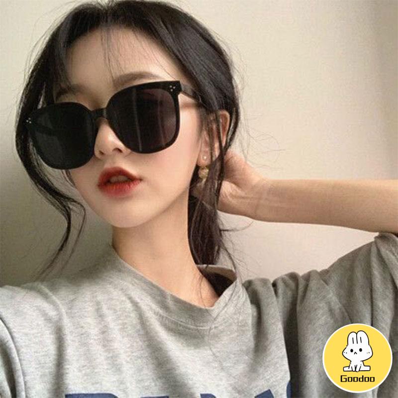 Kacamata Kotak Hitam Korean Fashion Sunglassess Wanita/Pria Unisex -Doo