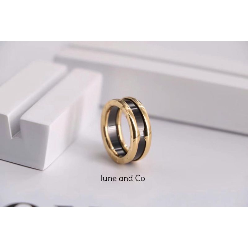 Cincin Pria Wanita Bvlgary Zero Thin Titanium_ Gold size 789 CS222