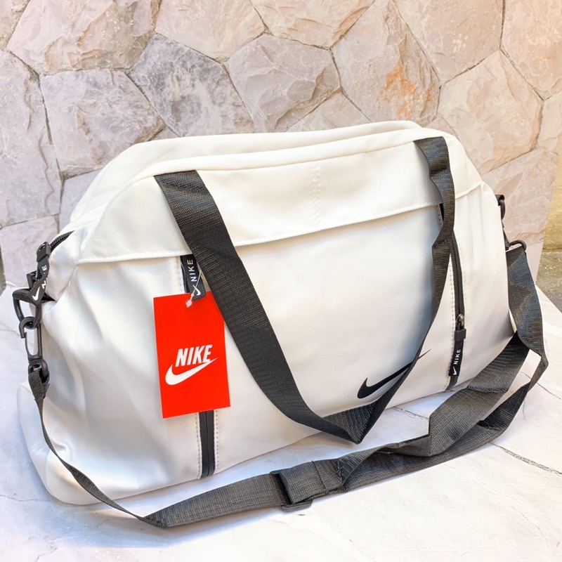 travel bag / Tas Gym Nike import premium tas import branded tas olahraga