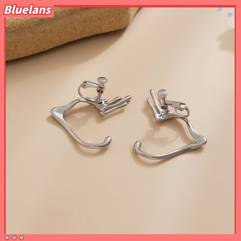 Anting Tindik Desain Ekor Ikan 3D Bahan Alloy Warna Biru Untuk Hadiah Ulang Tahun