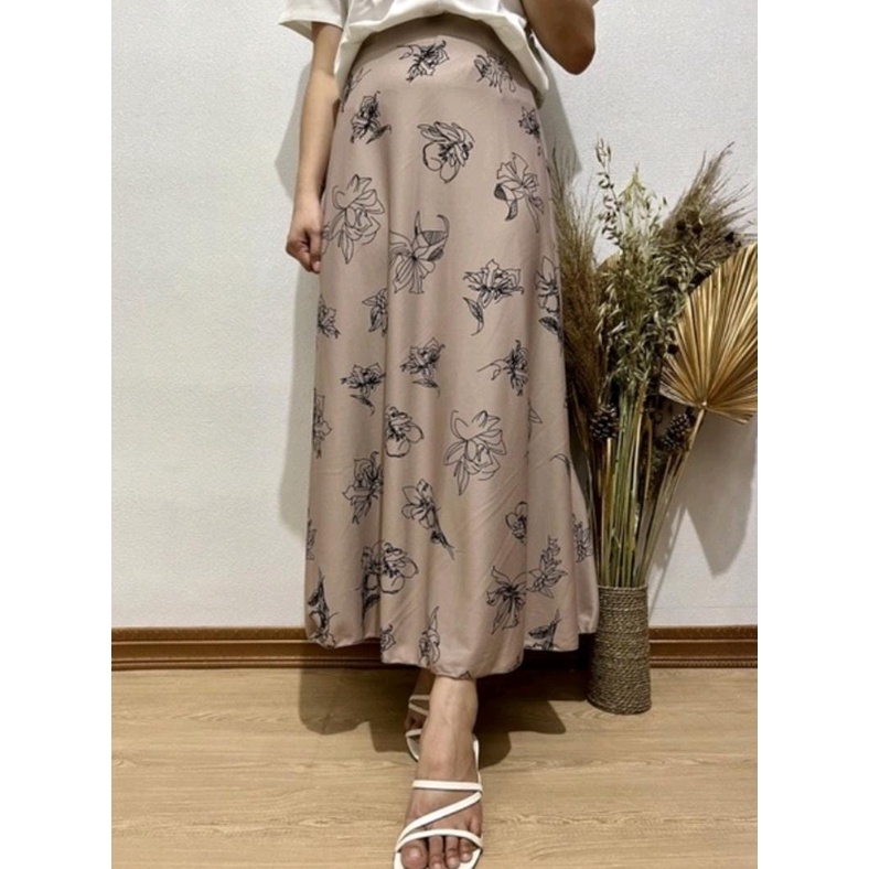 Rok Circular  / Rok  motif Bunga Sepatu