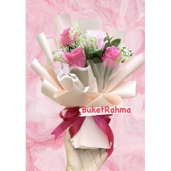 

BUKET BUNGA CANTIK PINK MAWAR PINK/paket/bingkisan Snack Ulang Tahun/Ultah/ Wisuda/Kado/Hadiah/Anniversarry/hadiah wisuda/ pacar / hadiah ultah