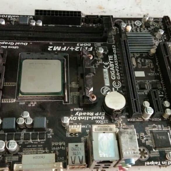 MOTHERBOARD GIGABYTE FM2 / FM2+ F2A55 DDR3 MOBO AMD GA-F2A55M-DS2