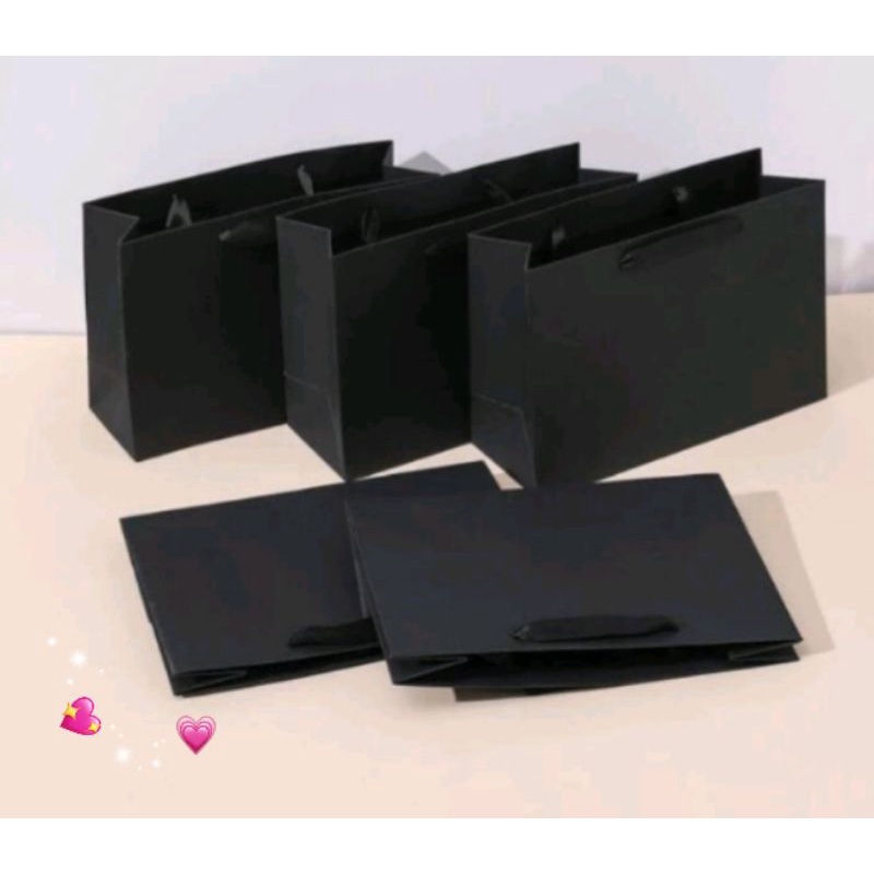 

Signature SOLID PAPERBAG LUXURY SUPER BLACK | Shopee bags Indonesia |