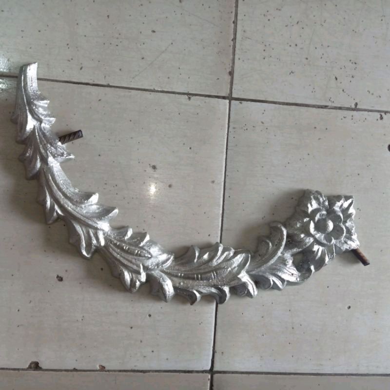 Ornamen Pagar Besi D 1092 Berbahan ALUMINIUM (1 sisi)