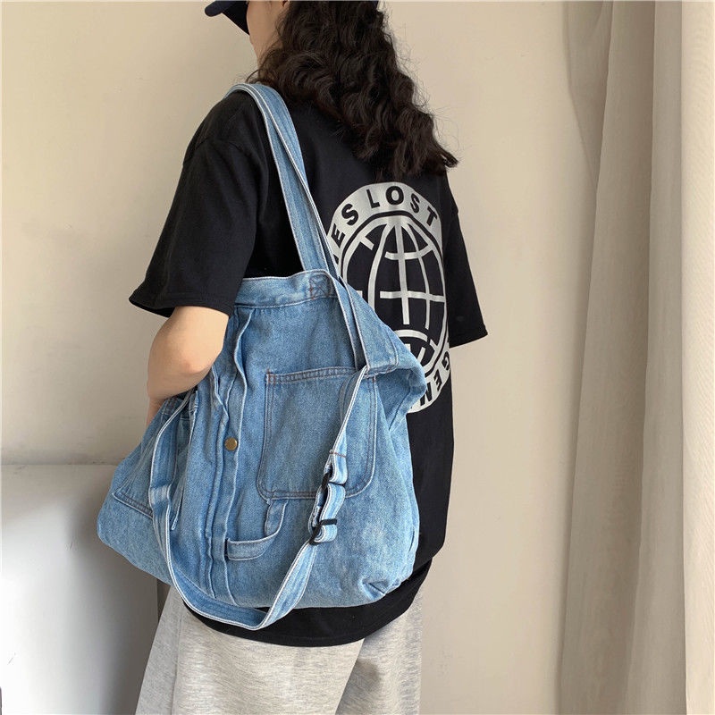 ☫◊Tas Kanvas Kapasitas Besar Wanita Messenger Bag Denim Jepang Versi Korea Tas Besar Tas Kanvas Tas Bahu Siswa