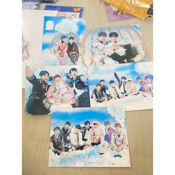 READY POSCARD Wings tour bts