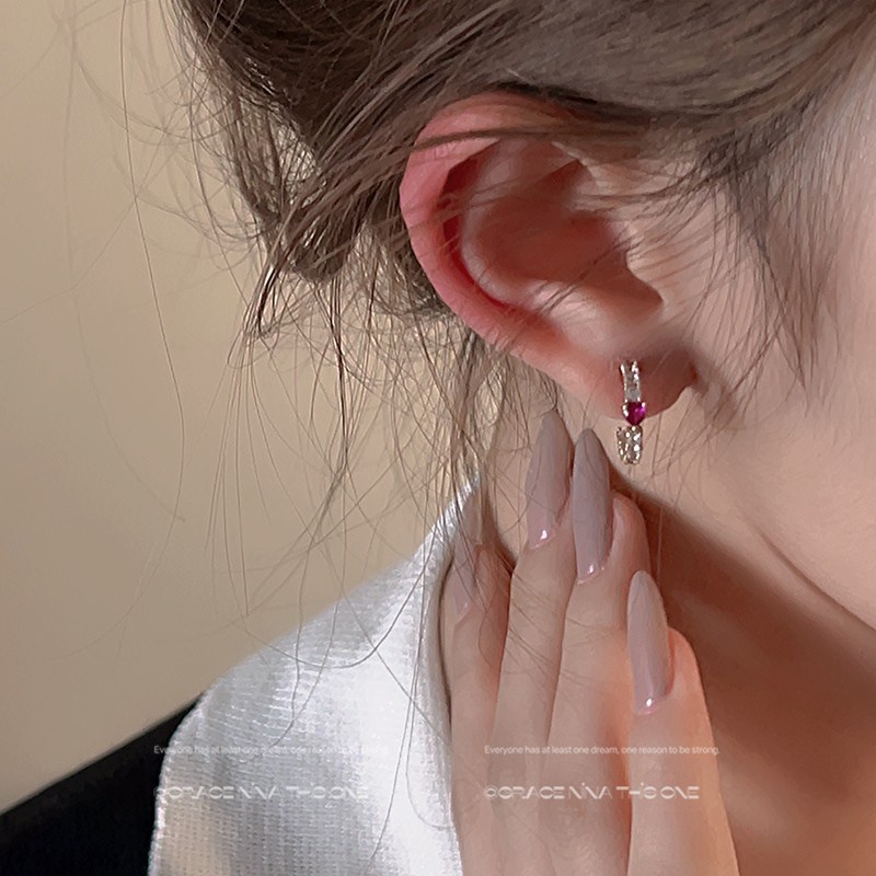 Anting Tusuk Gantung Desain Hati Merah Hias Berlian Imitasi Gaya Mewahsexy Untuk Wanita 2022