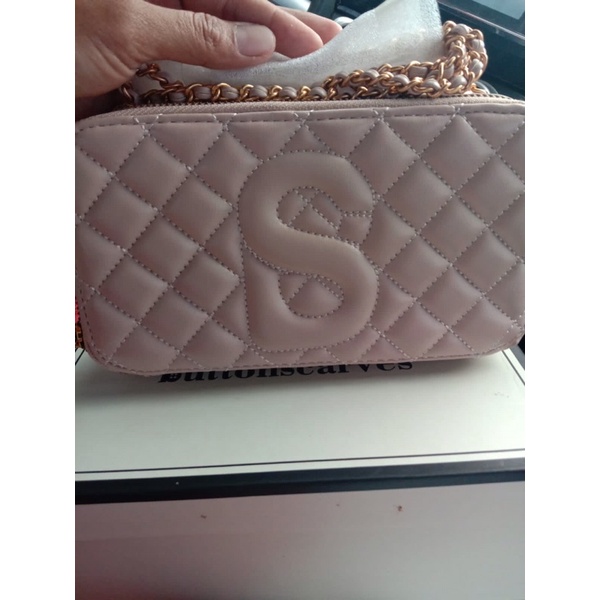 Yura bag sand buttonscarves