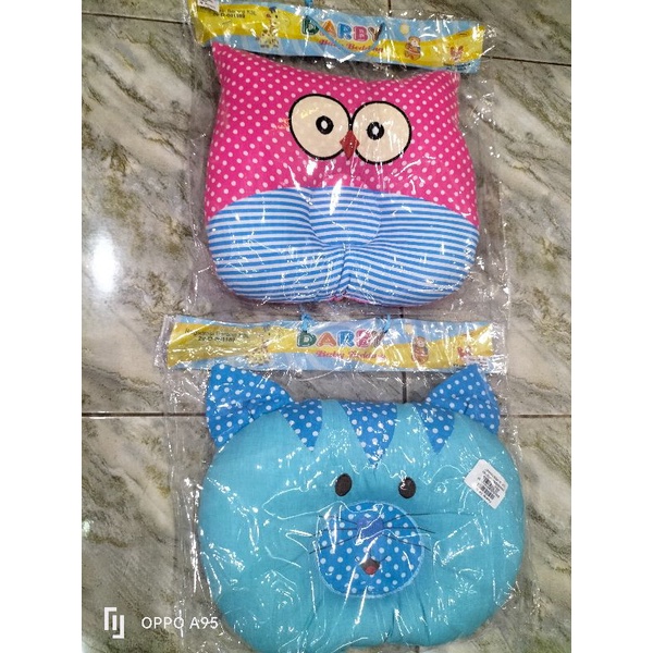 bantal bayi karakter