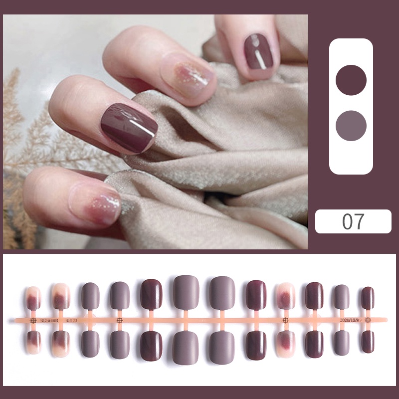 24pcs/set Hitam Emas Garis Tekan Pada Kuku Palsu Penutup Penuh Buatan Wearable Nail Beauty Tips Naked French White Fake Nails Art