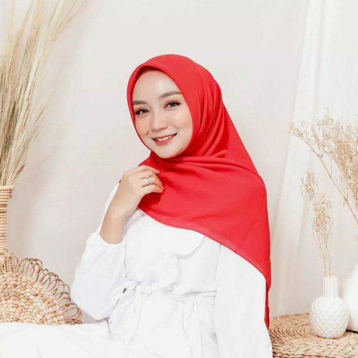 Hijab Naburjustore Jilbab Hijab Kerudung Segiempat Polos Bella Square Merah Cabe/Bendera - jotol