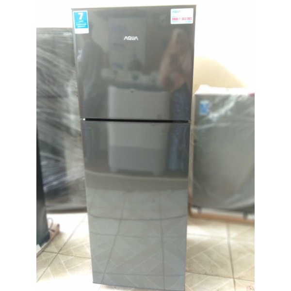 kulkas 2 pintu AQUA AQR-261
