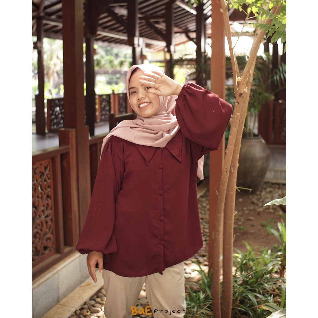 Camelia Blouse Maroon - Atasan/Kemeja/Blouse Vintage Style 90-an Rayon Crinkle