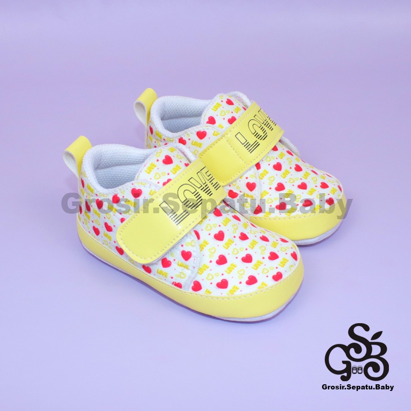Prewalker - Sepatu Bayi - Baby Shoes | 2-12 bulan | motif LOVE Kuning ringan &amp; fleksibel