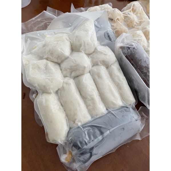 

Pempek premium ikan tenggiri