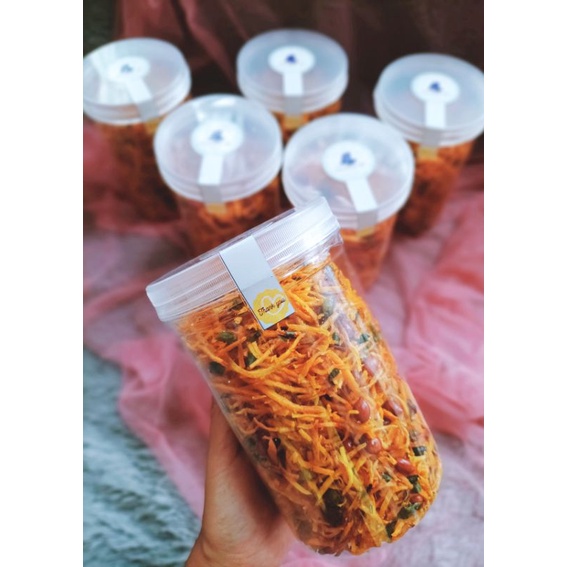 

serundeng ubi / keripik ubi 1kg